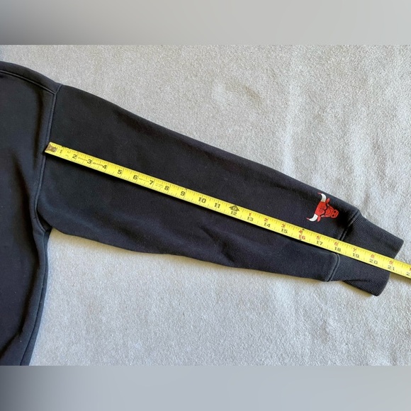 Hollister Chicago x Bulls Men’s Hoodie Red Black Size Medium Sweatshirt - Picture 5 of 6